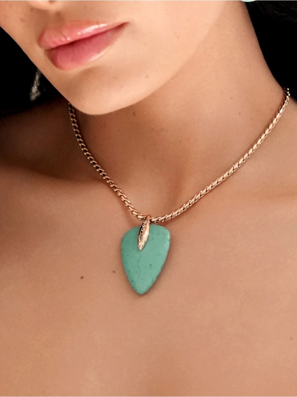 Ettika Turquoise Solstice Pendant Choker Necklace in Gold